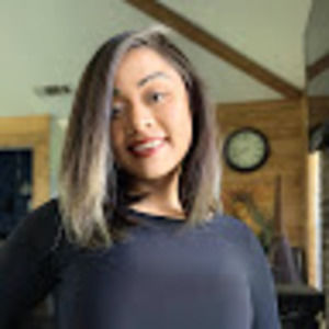 Meet your Posher, Alexandra